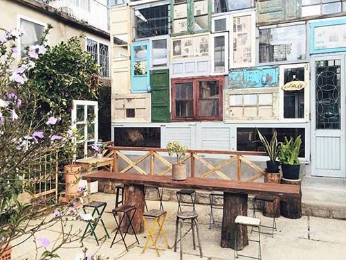 2 homestay dep nhat Da Lat voi cach bo tri nha tran mau xanh hinh anh 4