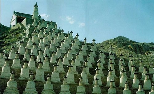 Bi an nhung lang mo co nam sau trong rung tai Trung Quoc hinh anh 2