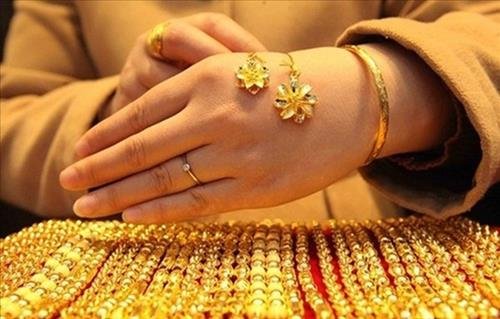 Mua vang ngay via than tai