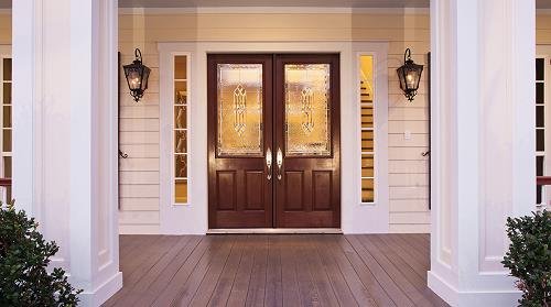 co nen de choi o 2 ben cua ra vao