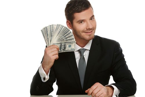 Dua vao thang sinh tim ra nguoi du da tien bac tu trung van hinh anh