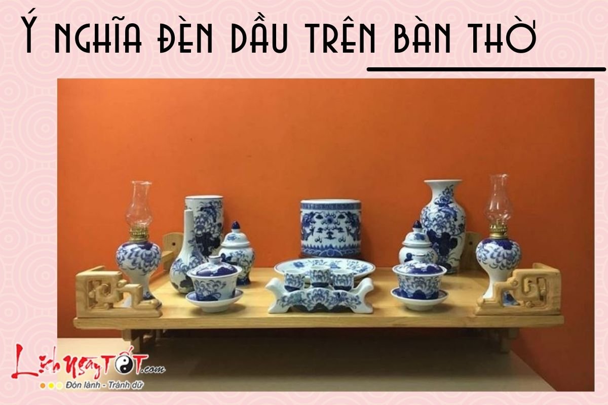 Nen dung den dau hay den dien tren ban tho