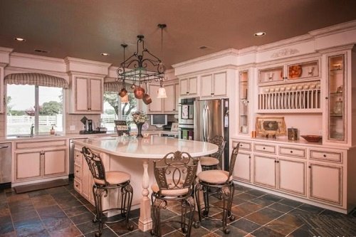 Phòng ăn đối diện cửa ra vào Đại kị trong phong thủy hình ảnh 2 Phong an doi dien cua ra vao Dai ki trong phong thuy hinh anh 2