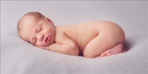 sinh con thang gieng nam 2020 ngay nao dep