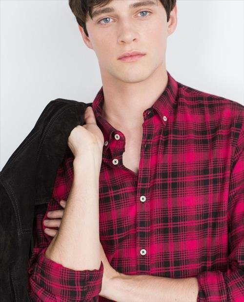 Thoi trang dan ong cung Thien Binh