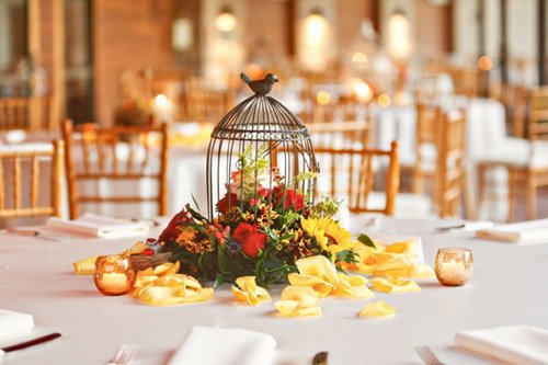 Trang tri dam cuoi theo phong cach vintage hinh anh