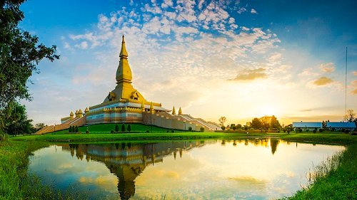 Van canh nhung ngoi chua dep nhat Dong Nam A hinh anh 4