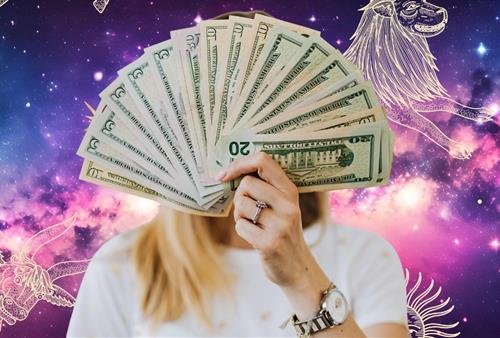 Chòm sao kiếm được nhiều tiền nhất ngày 8/3 Chom sao kiem duoc nhieu tien nhat ngay 8/3