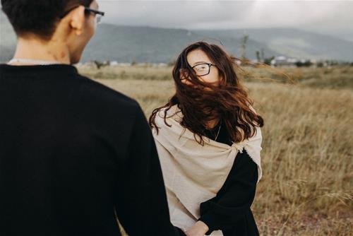 Khac tinh nu trong tinh yeu cua 12 chom sao nam 4