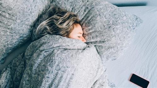 Cai thien giac ngu cho 12 chom sao