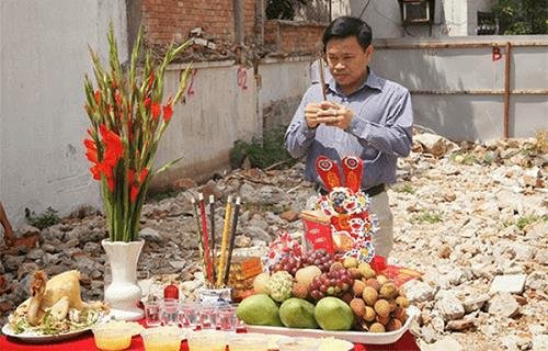 cho muon tuoi lam nha co gap van xui khong