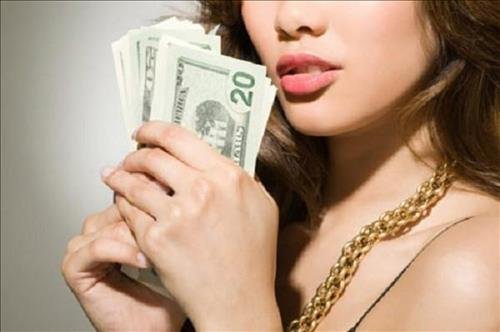 chom sao thich dung tien de giai quyet moi chuyen