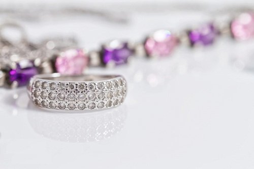 Chọn quà tặng mẹ ngày 8 tháng 3 hợp phong thủy hình ảnh 2 Chon qua tang me ngay 8 thang 3 hop phong thuy hinh anh 2