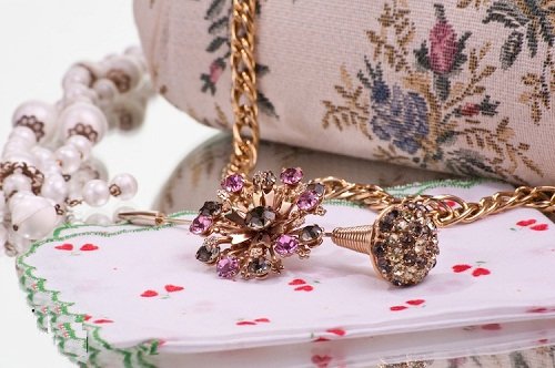 Chọn quà tặng mẹ ngày 8 tháng 3 hợp phong thủy hình ảnh 4 Chon qua tang me ngay 8 thang 3 hop phong thuy hinh anh 4