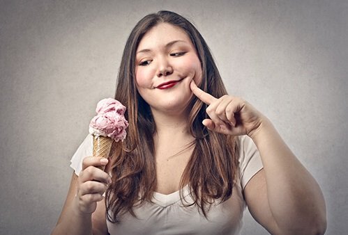 Co nang hoang dao cang map cang dang yeu