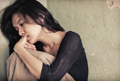 Cuộc đời vất vả của phụ nữ có Sơn căn thấp lõm hình ảnh Cuoc doi vat va cua phu nu co Son can thap lom hinh anh