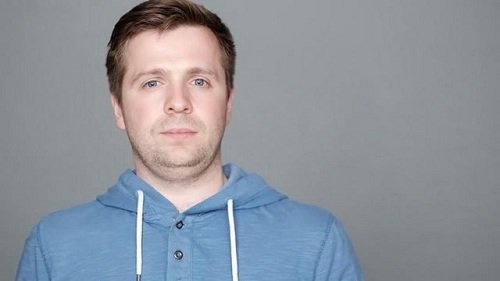 đàn ông có hai cằm dan ong co hai cam