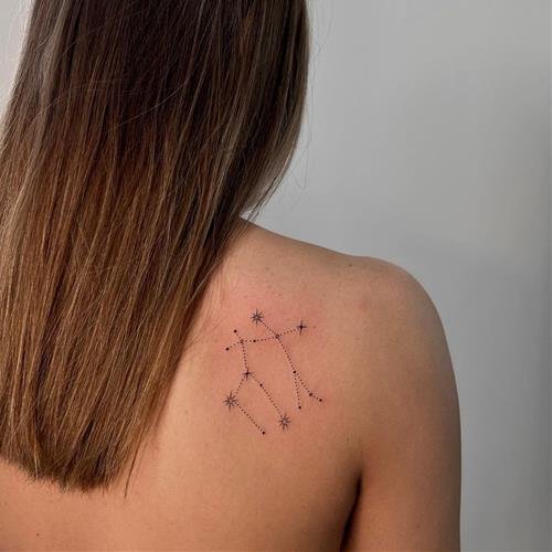 Hinh xam chom sao net manh