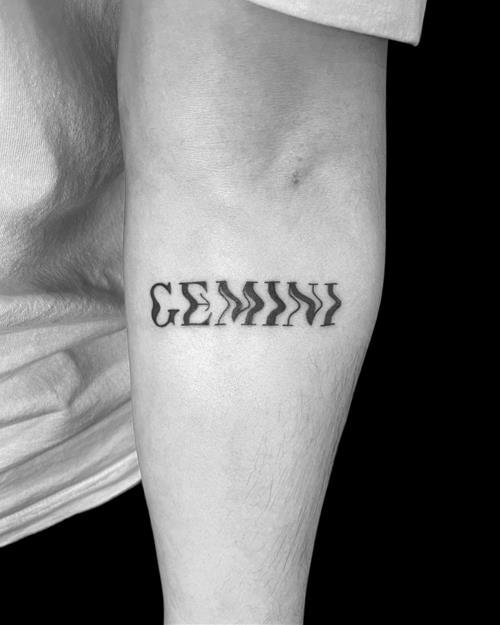 Hinh xam chu Song Tu gon song