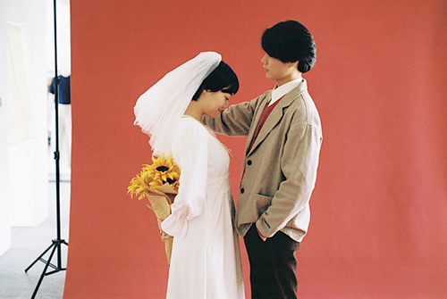 Khi nao 12 chom sao nam ket hon 1