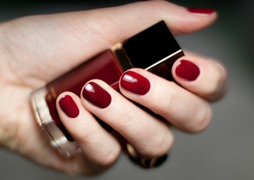 màu sơn móng tay và mệnh ngũ hành mau son mong tay va menh ngu hanh