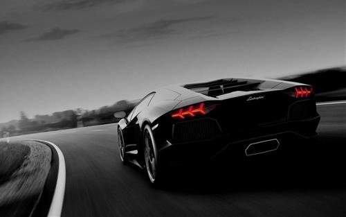 Menh Moc hop xe mau gi?