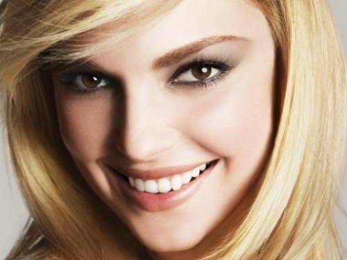 Nhìn tướng răng cửa đoán vận khí tốt xấu đời người hình ảnh Nhin tuong rang cua doan van khi tot xau doi nguoi hinh anh