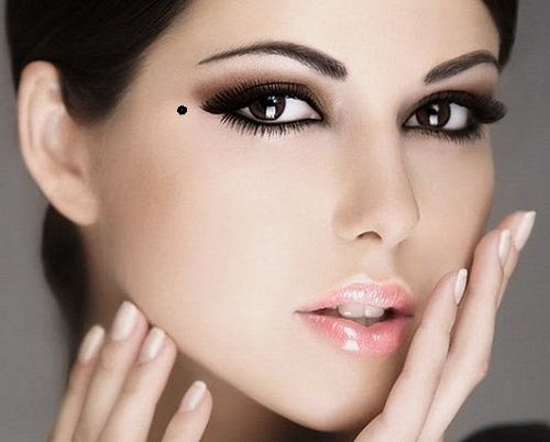 Nhung not ruoi duyen tren khuon mat, nhan duyen cuc vuong hinh anh