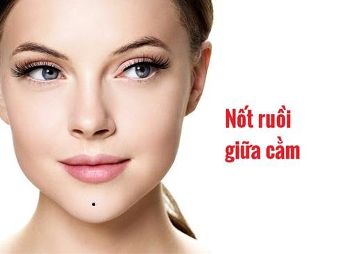 Nốt ruồi giữa cằm là nốt ruồi may mắn Not ruoi giua cam la not ruoi may man