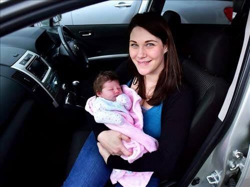 san phu sinh tren xe co gap xui san phu sinh tren xe co gap xui