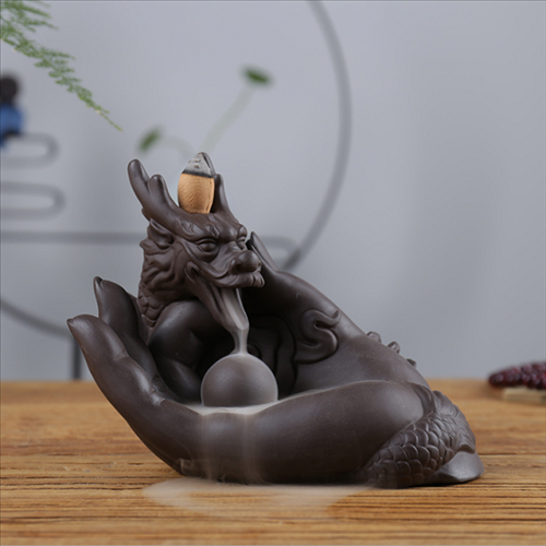 Thac khoi tram hinh rong nha khoi cho menh Moc