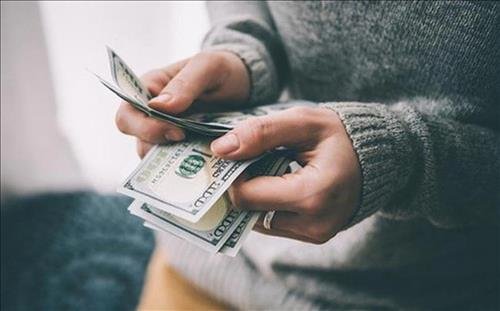 Thoi-quen-khien-tien-bac-that-thoat-neu-cu-duy-tri-la-khong-tot