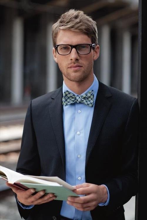 Tính cách người mệnh Mộc thích lãnh đạo và hay nóng giận hình ảnh Tinh cach nguoi menh Moc thich lanh dao va hay nong gian hinh anh