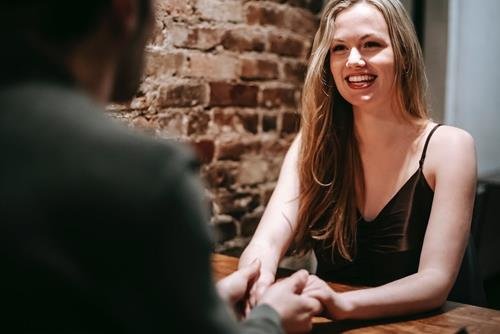 Tinh yeu nu Bach Duong nam Bao Binh