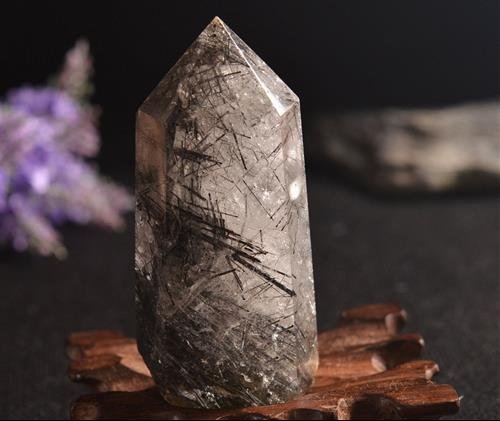 tru thach anh toc den tru thach anh toc den