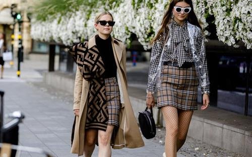 Xep hang muc do sang chanh cua 12 chom sao