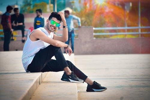 Xu Nu gioi dien xuat